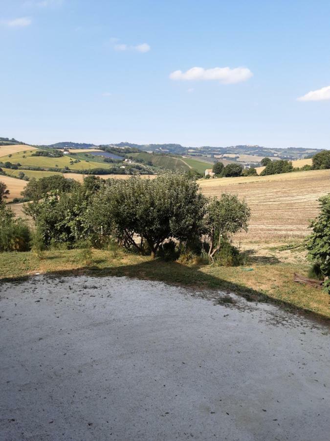 Fonte La Perna Villa Polverigi Exterior photo